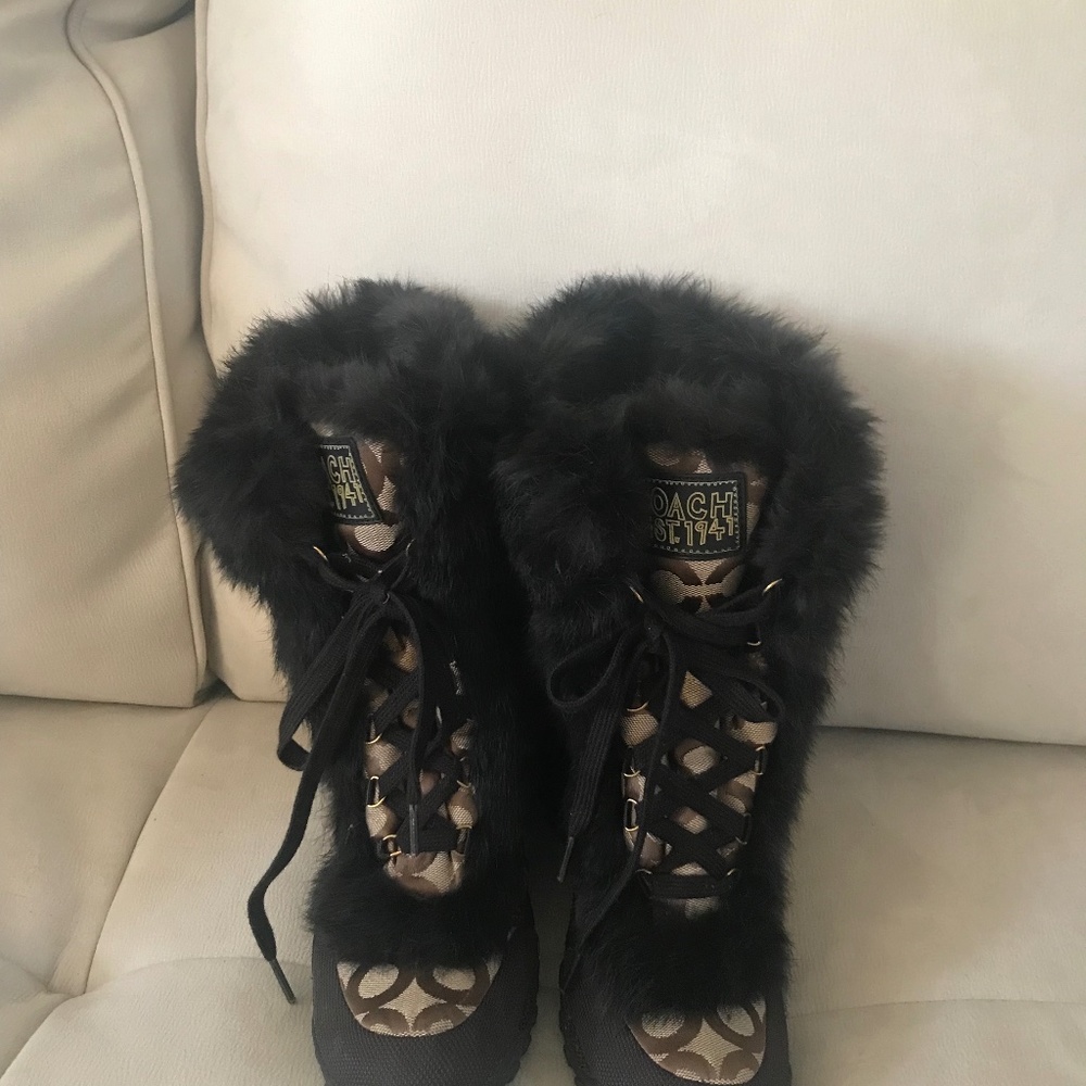Coach boots